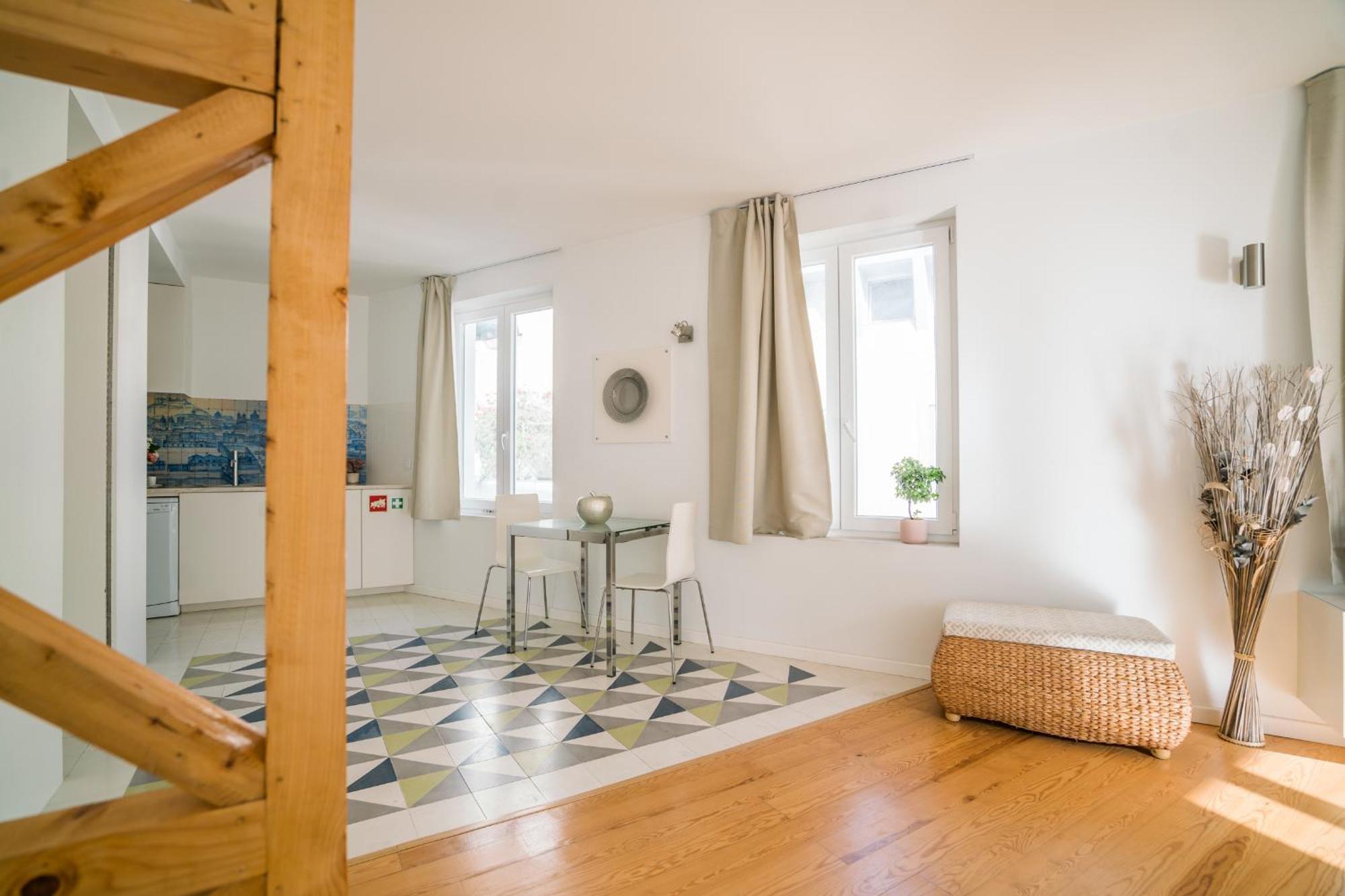 Location Principe Real Apartamento *